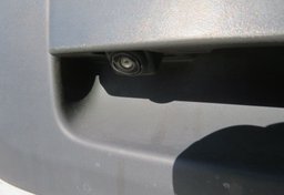 2019 Nissan Frontier - Image 17