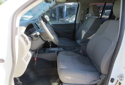 2019 Nissan Frontier - Image 25