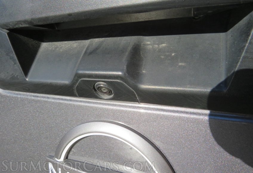 2023 Nissan Frontier - Image 13