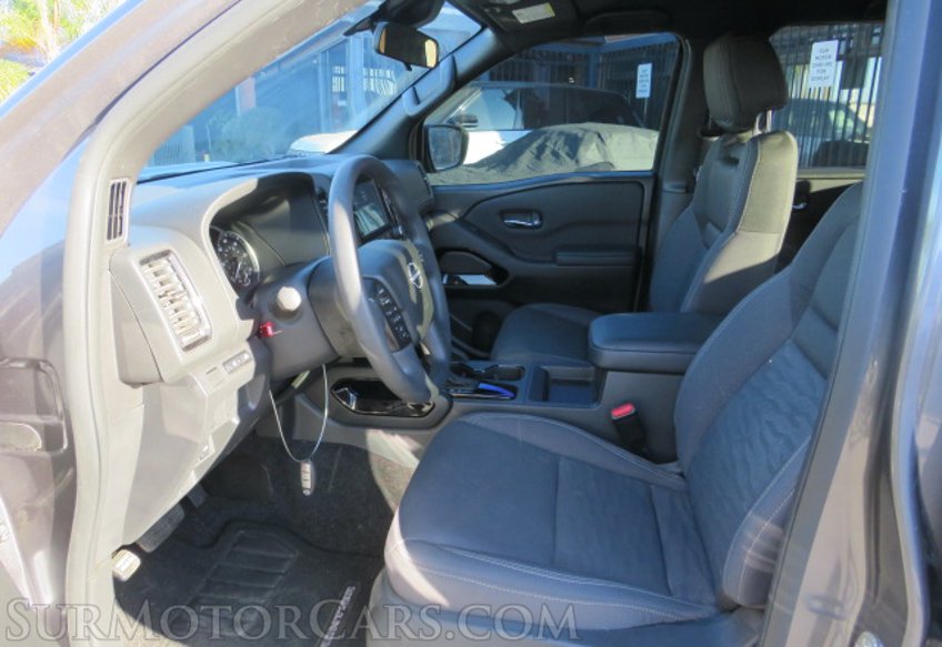 2023 Nissan Frontier - Image 24