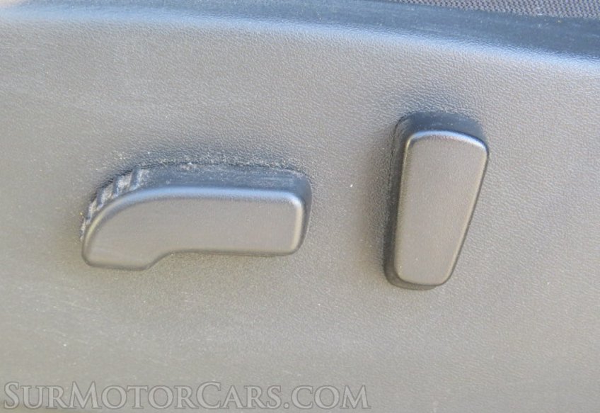 2023 Nissan Frontier - Image 40