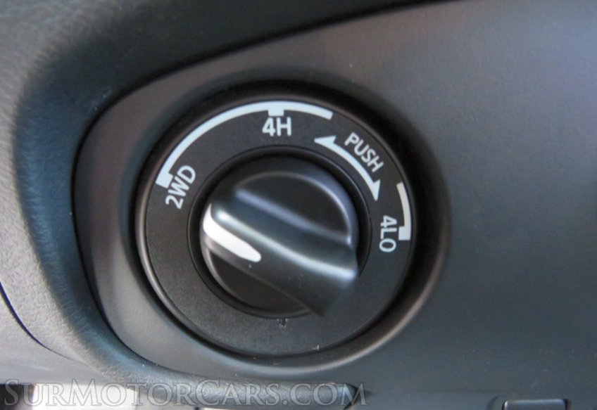 2023 Nissan Frontier - Image 41