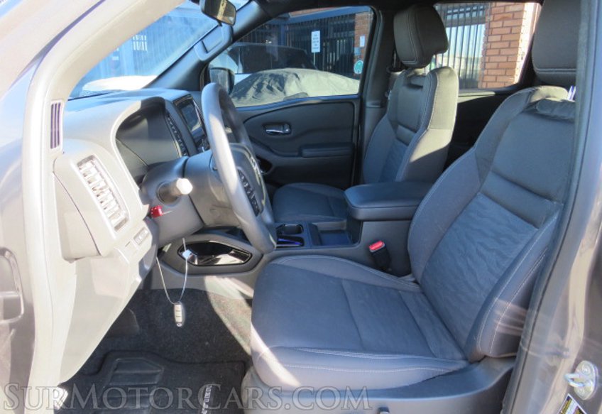 2023 Nissan Frontier - Image 26