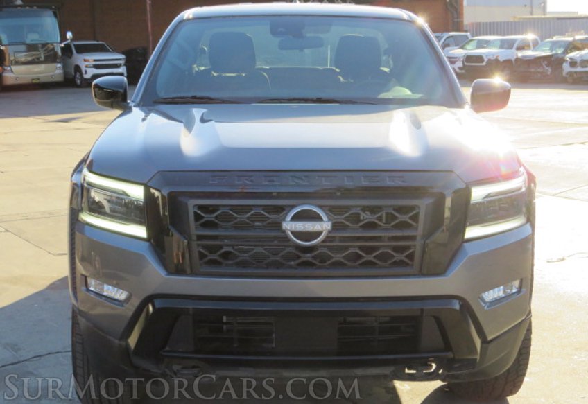 2023 Nissan Frontier - Image 11