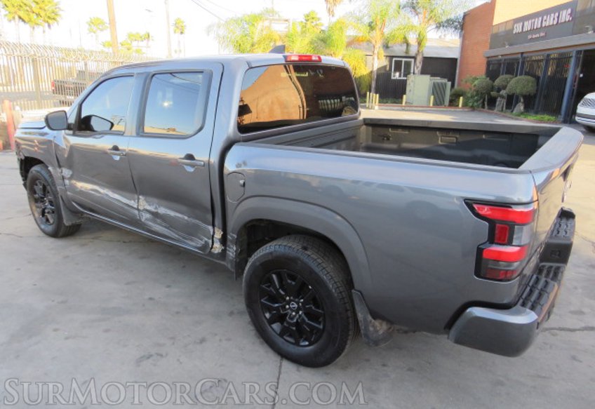 2023 Nissan Frontier - Image 8