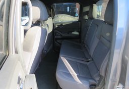 2023 Nissan Frontier - Image 28