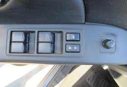 2023 Nissan Frontier - Image 47