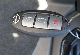 2023 Nissan Frontier - Image 42