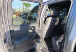 2023 Nissan Frontier - Image 22