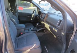 2023 Nissan Frontier - Image 25