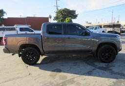 2023 Nissan Frontier - Image 5