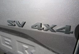 2023 Nissan Frontier - Image 15