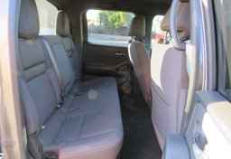 2023 Nissan Frontier - Image 29