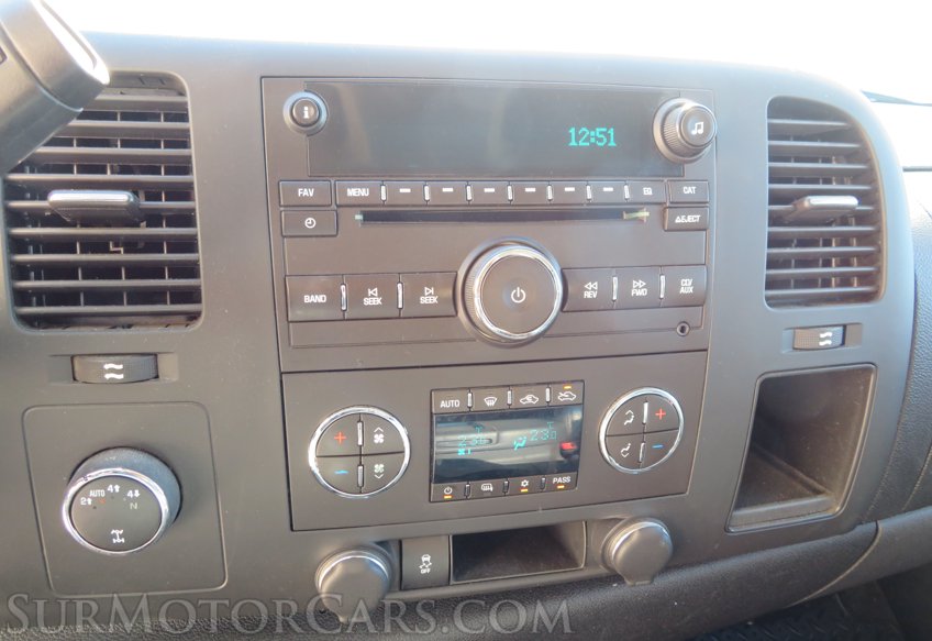 2013 GMC Sierra 1500 - Image 31