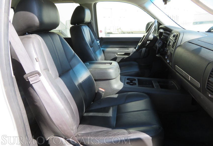 2013 GMC Sierra 1500 - Image 24