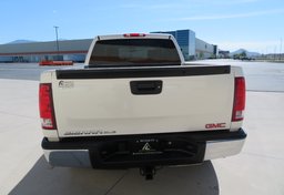 2013 GMC Sierra 1500 - Image 11