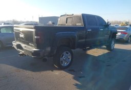 2015 GMC Sierra 2500HD - Image 7