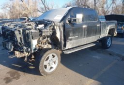 2015 GMC Sierra 2500HD - Image 3