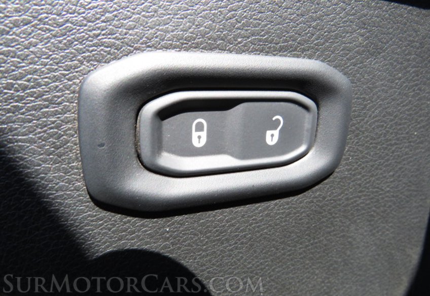 2019 Jeep Wrangler Rubicon - Image 40