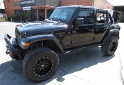 2019 Jeep Wrangler Rubicon - Image 2