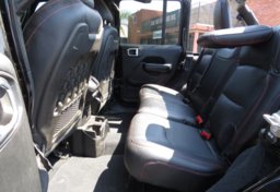 2019 Jeep Wrangler Rubicon - Image 32