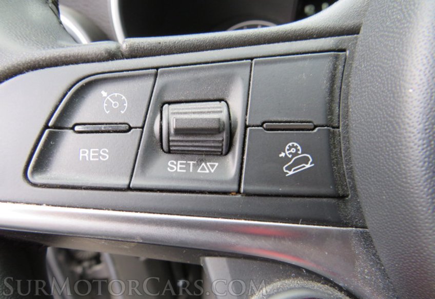 2018 Alfa Romeo Stelvio - Image 36