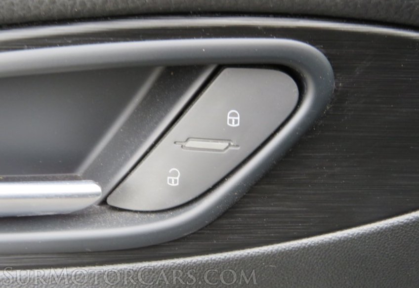 2018 Alfa Romeo Stelvio - Image 44