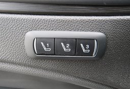 2018 Alfa Romeo Stelvio - Image 43