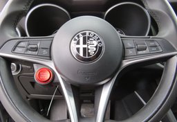 2018 Alfa Romeo Stelvio - Image 34