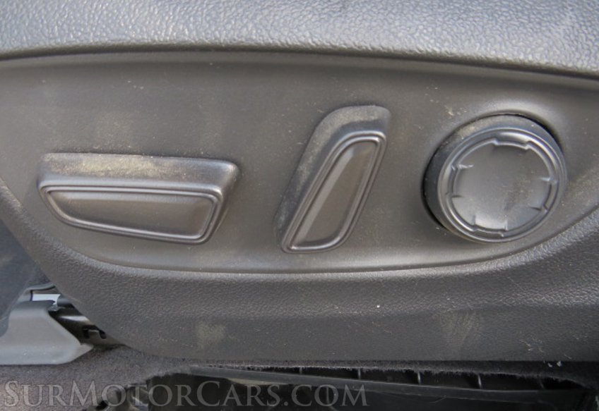 2022 Toyota Sienna - Image 47