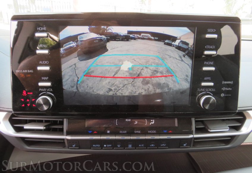 2022 Toyota Sienna - Image 34