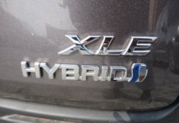 2022 Toyota Sienna - Image 16