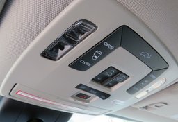 2022 Toyota Sienna - Image 39