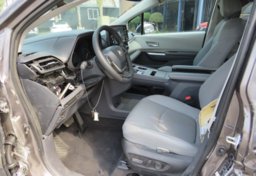 2022 Toyota Sienna - Image 21