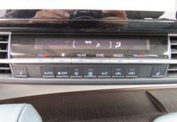 2022 Toyota Sienna - Image 38