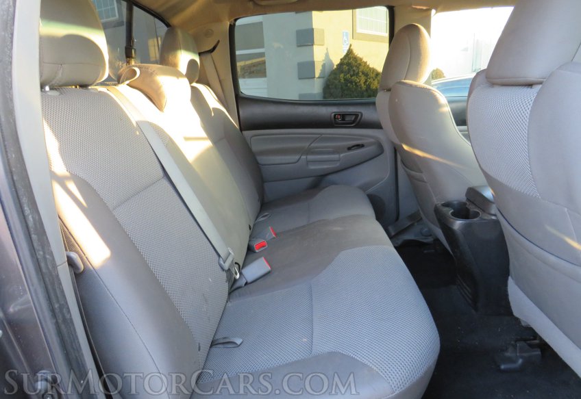 2015 Toyota Tacoma - Image 25