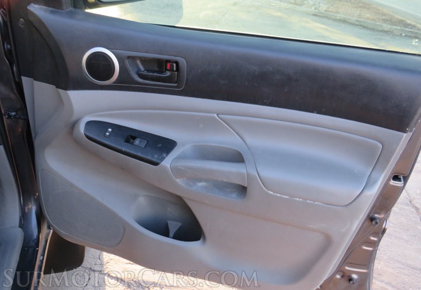 2015 Toyota Tacoma - Image 38