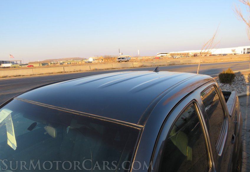 2015 Toyota Tacoma - Image 12