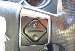 2015 Toyota Tacoma - Image 28