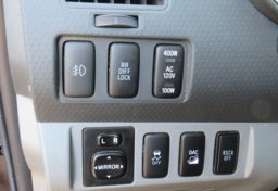 2015 Toyota Tacoma - Image 36