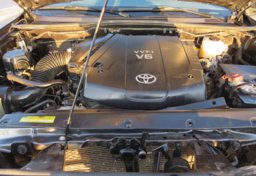 2015 Toyota Tacoma - Image 45