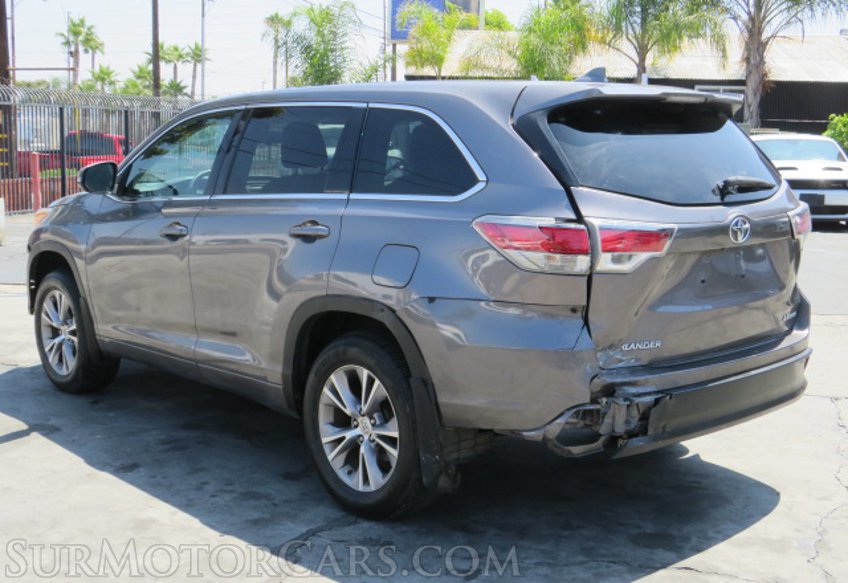 2015 Toyota Highlander - Image 6