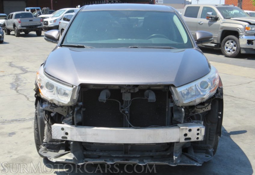 2015 Toyota Highlander - Image 11