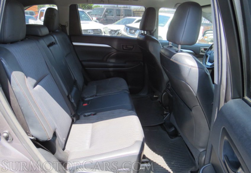 2015 Toyota Highlander - Image 27