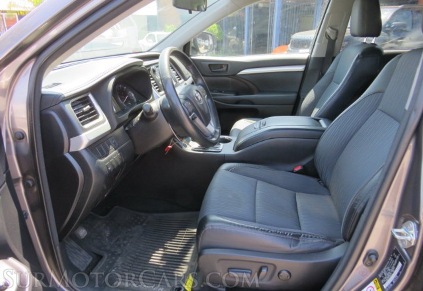 2015 Toyota Highlander - Image 23