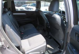 2015 Toyota Highlander - Image 28