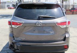 2015 Toyota Highlander - Image 12