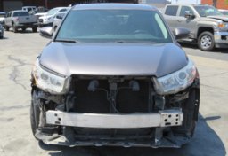 2015 Toyota Highlander - Image 11