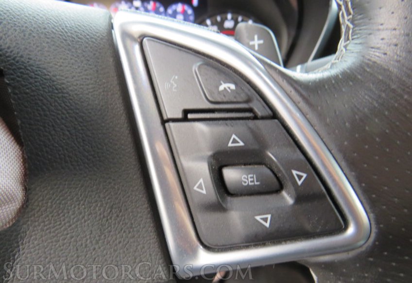 2019 Chevrolet Camaro - Image 39