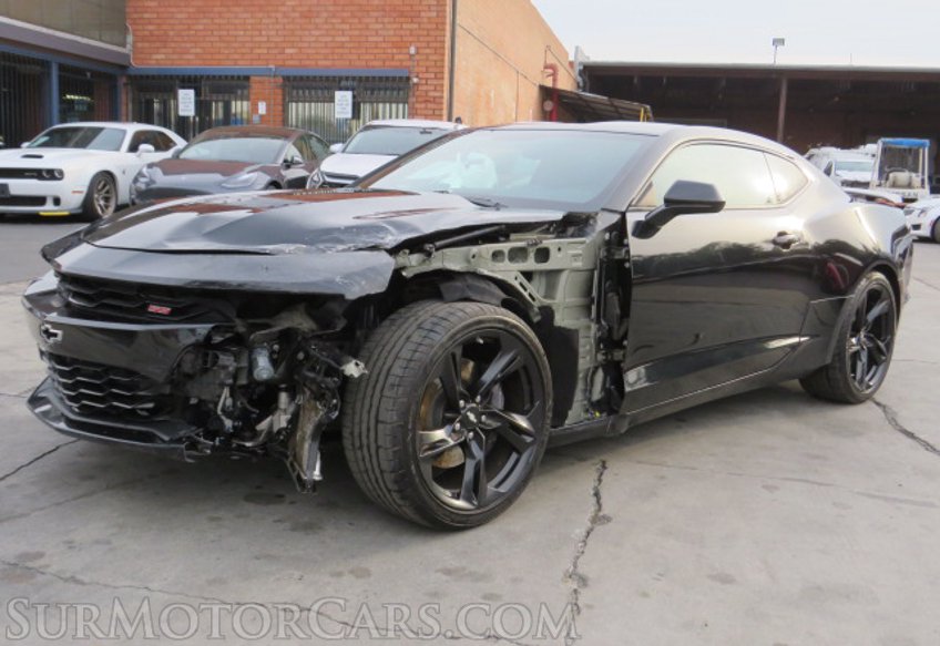 2019 Chevrolet Camaro - Image 4